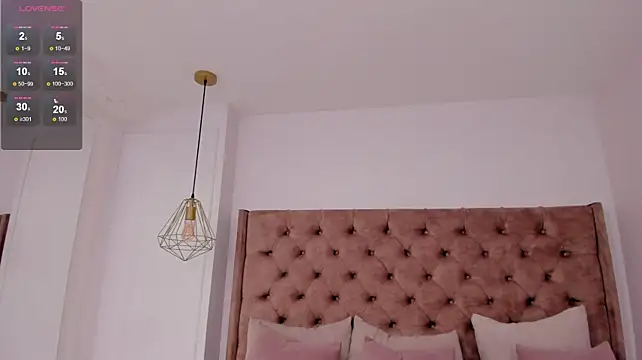 Julieta_rosee - show boobs