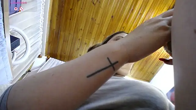 Letizzia_ - 😣plug anal +azotes 🍑🖐