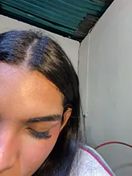 VeronicaSaenzx - Cum in your mouth