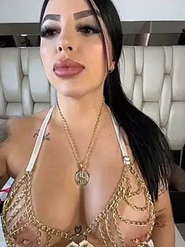 ALISSON_FOXXX1