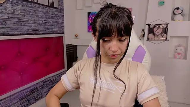 ViolettaKs - show your breasts for 2 minutes