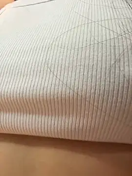 Kim_monti - naked+fingers ass