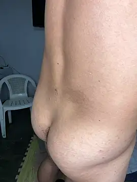 Fullpasionkv220 - 🍑Twerking butt🥵🔥