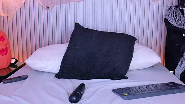 Meganreed_ - WET PUSSY 🧡