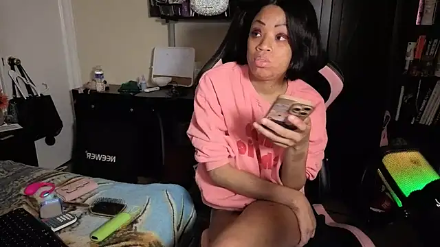 IAMTOKYOLEE - do you like freckles boobies suck it