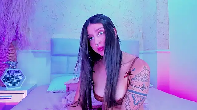 MelinaWest_