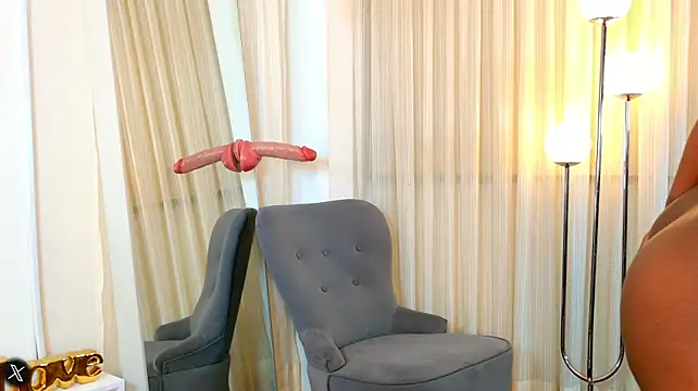 Lissetlong69 - Kiss myself in the mirror