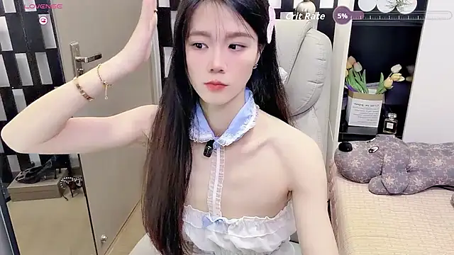 Yueyue-MM - 穴穴湿了,哥哥帮我小粉控制2分钟