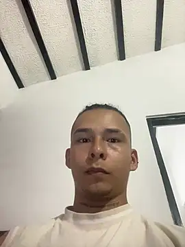 Couple_blinki - fingers in pussy