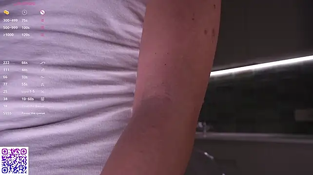 DaisyBlaze - make me moan louder as I rub my pussy