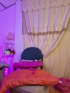 Megan_Roouse - sit in fuck machine naked