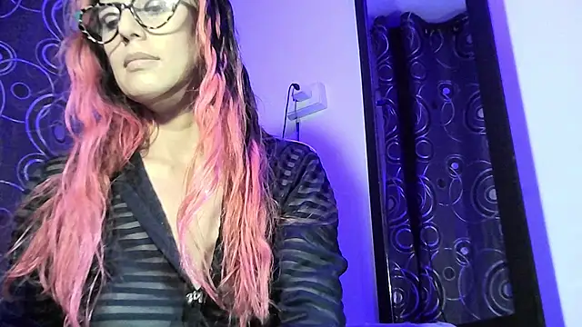 Izelle_Morningstar - spank ass