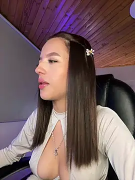 Sofia18_pinkk - Show nipples🥺