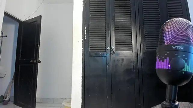 Room_couplehot - SUCK DICK NO MERCY