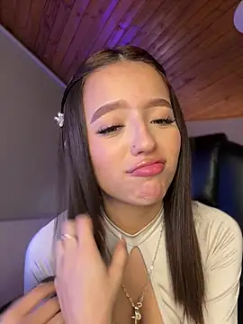 Sofia18_pinkk - Show nipples🥺