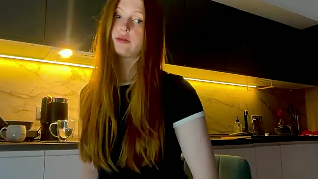 LuxXAngel - dildo in pussy