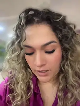 Sara_smiiith211