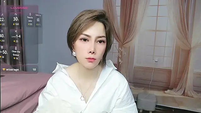 Lucyyanyan - 全裸M腿2分钟