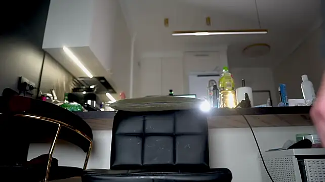 Miss69Ri99 - time for a juicy squirt