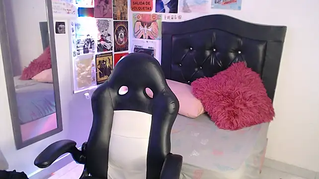Ameliarossii - oil in my tits