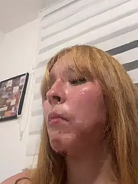 Kittytimberlake - Anal Plug + 10 spanks