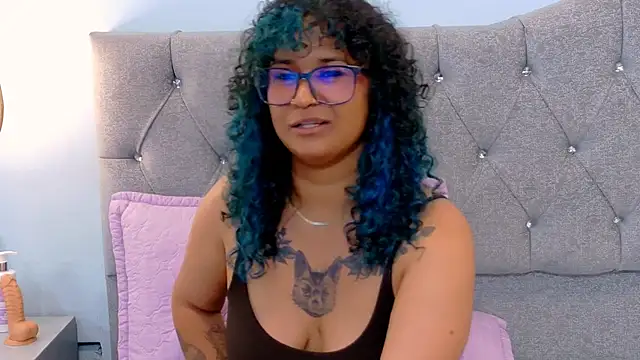 Bella_trix01 - 5 slaps on the buttocks.🍑🍑😘