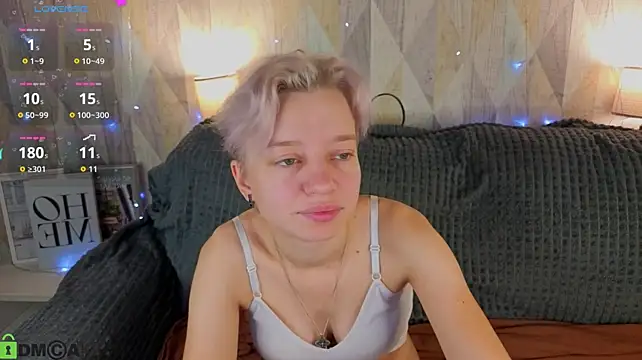 Michelle_Blond - spank ass
