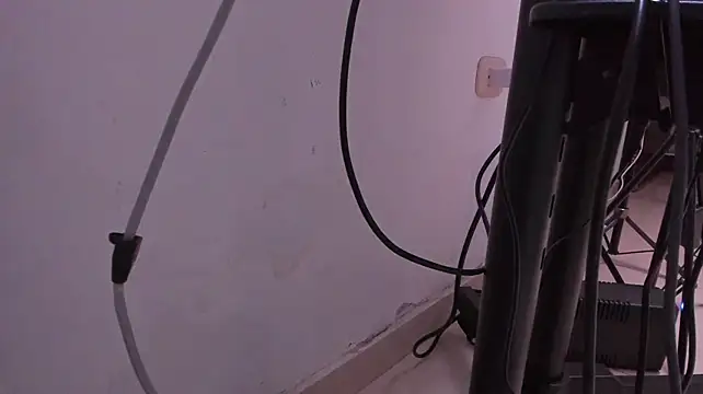 Misss_alicia - I TAKE MY TITS OUT + BLOW JOB