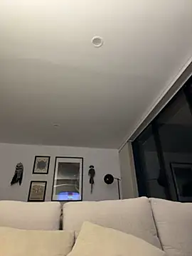 Rae_Lil_White - FINGERIG MYHOTPUSSY+DOMIPLAYCUM😈