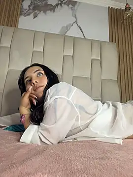 Emily_Trujillo - Fingerin ass 😈