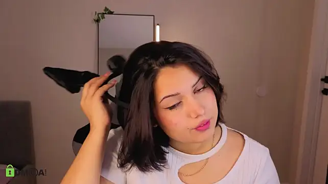 VivienRoss_ - write your nickname on my body