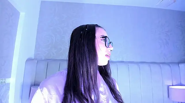 MadeleynRose - Take off my clothes 🍑🤤 😈