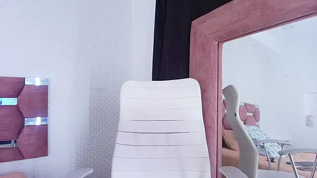 Mia_celestee