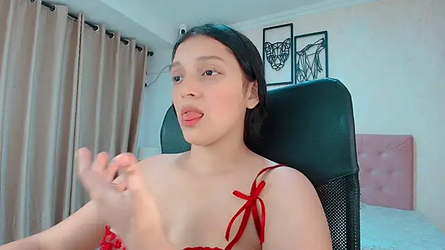Littlemolly_walcott - suck tits
