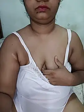 Reesha_99 - Full Nude Public Without Mask