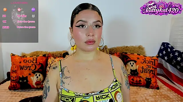 _KattyKat - naked ass + 10 spanks