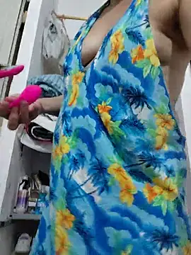 Amanda39 - Toy control for 10 minutes