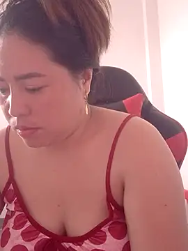 Yun_2006 - Giúp đỡ Em mùa hè nóng nực em cần ly tà