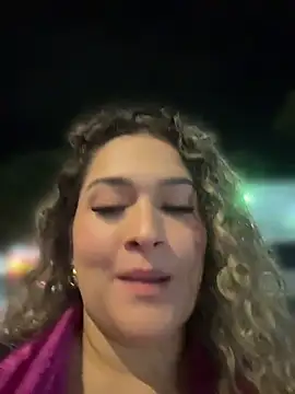 Sara_smiiith211 - public breast exhibition