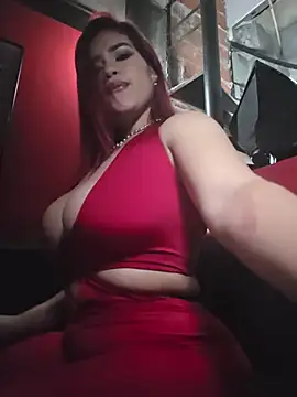 KaseyRosse - Make me scream, you bitch
