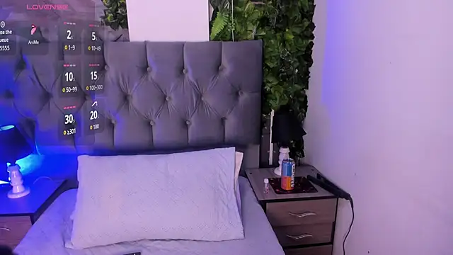 Lorena_thopms - Blowjob and spank face x3