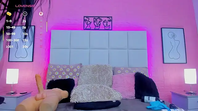 Charlotte_kisss - finger in ass+ oil