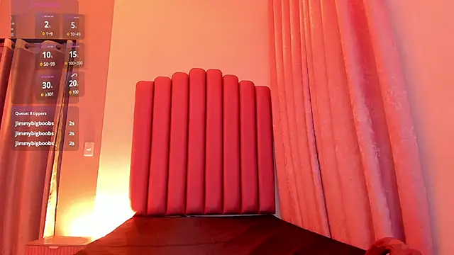 NiaCrawfordd - Put hot candle wags on my body !!