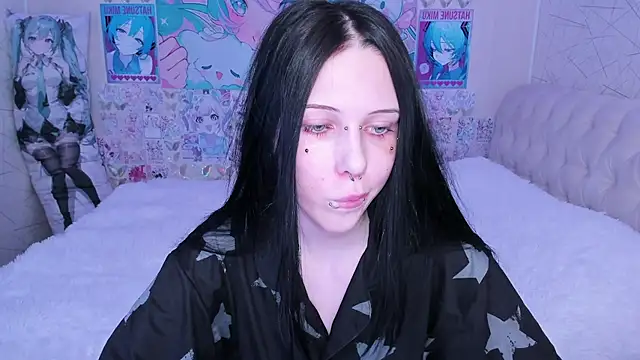 SugarBunny18 - doggy without panties