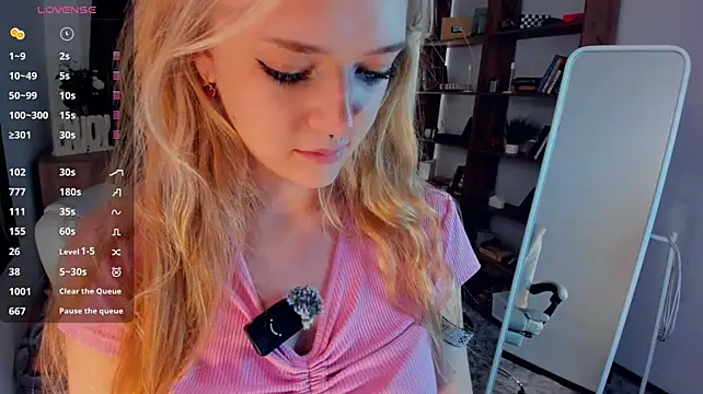 AleneHayek - squeeze my ass