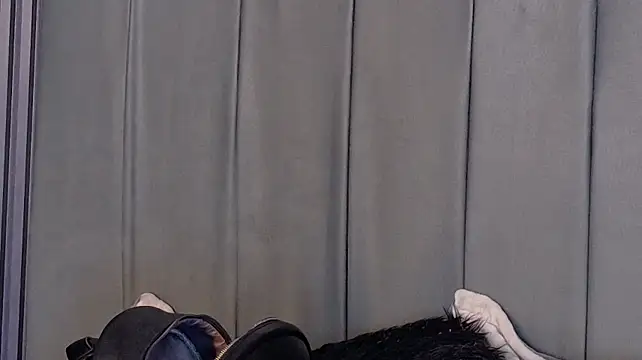 CassieVelour - Sexy dance// Soft touch on my pussy