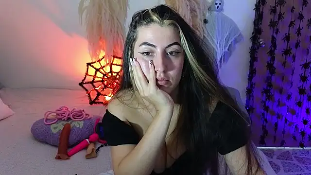JuliethVibe - Come see my tits.