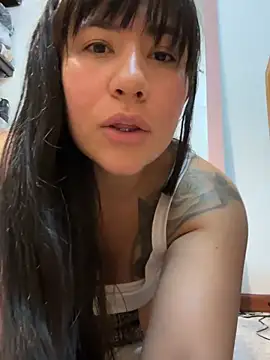 Kim_monti - plug+oil ass