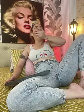 Viktoria_davis_ - 🍆blog job🍆