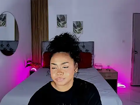 Bonnylu - oil on big tits + spanking my ass x5